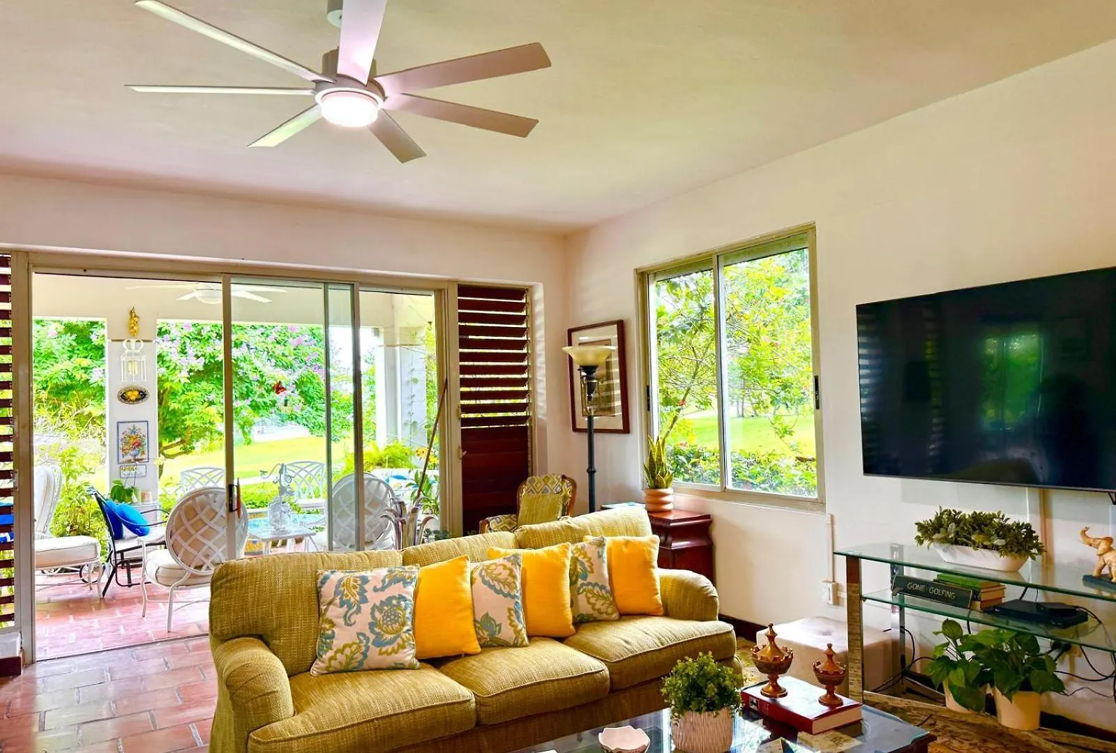 Villa Teale Serene Dorado Escape