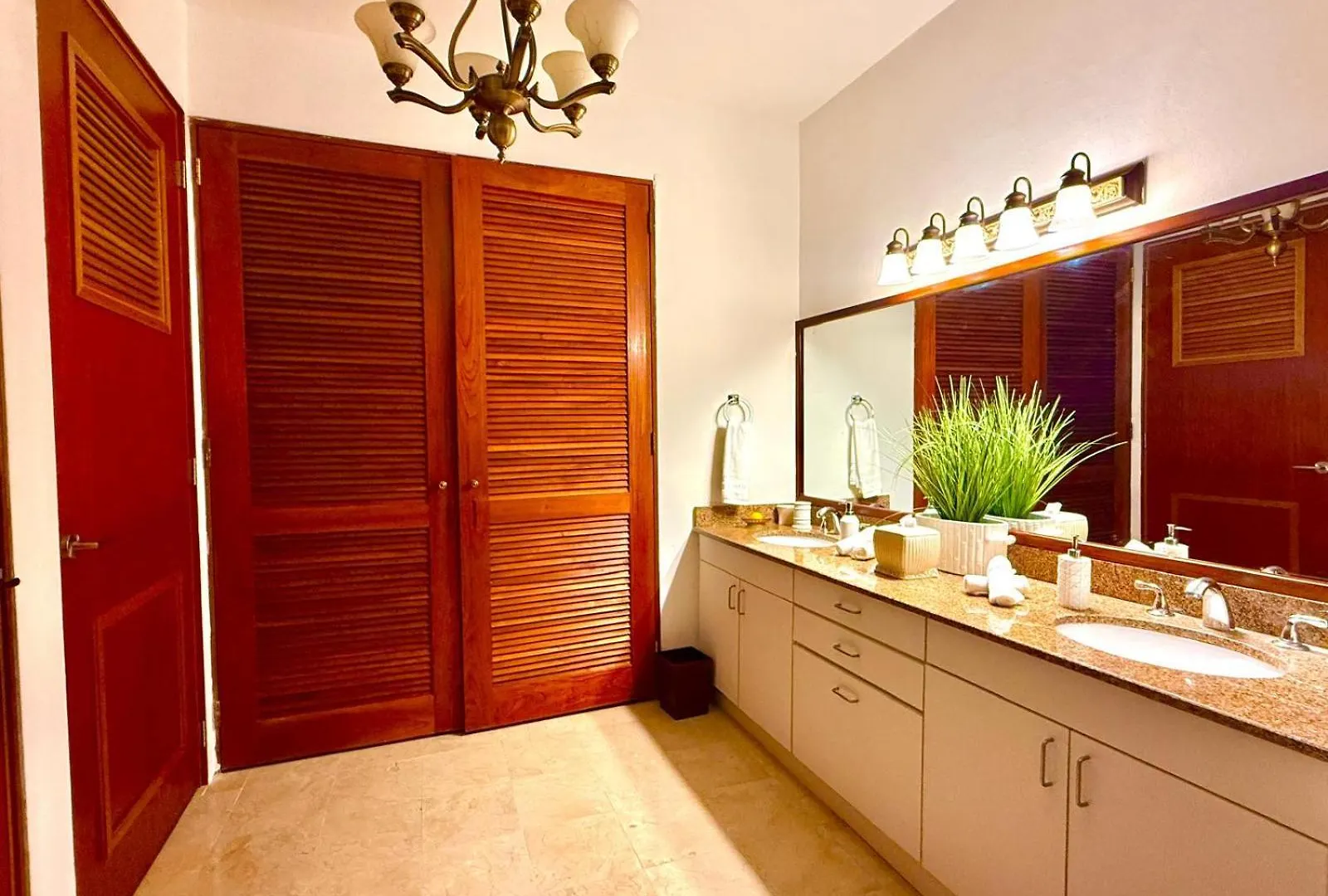 Villa Teale Serene Dorado Escape