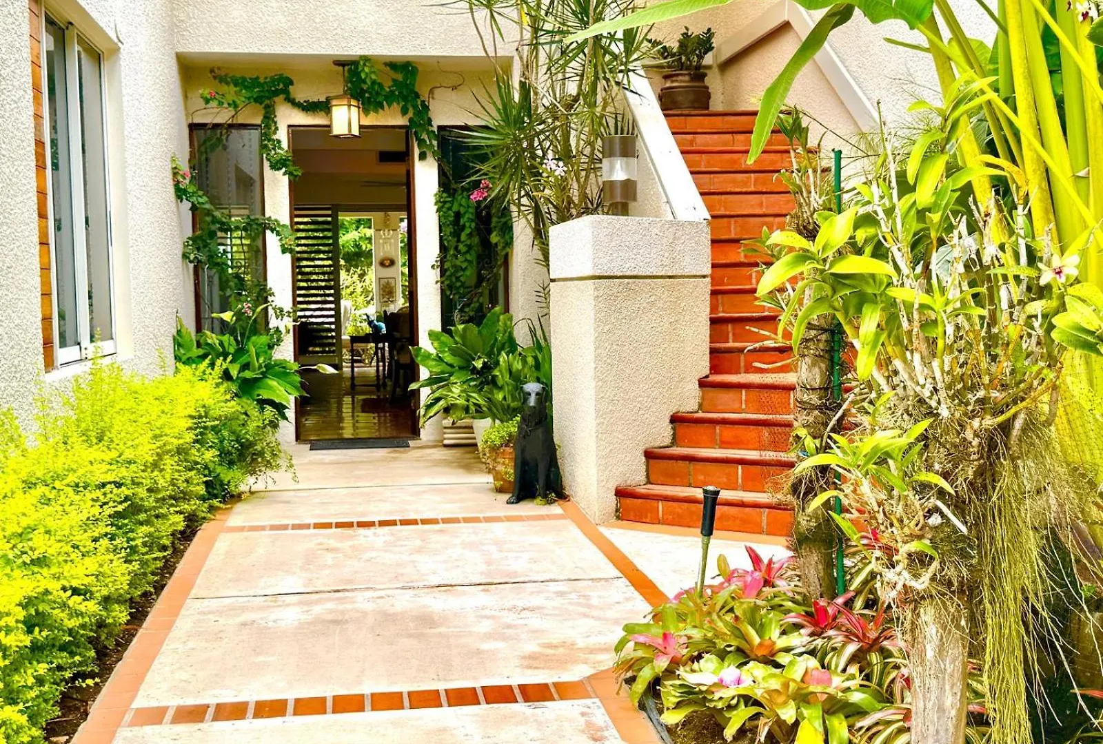 Villa Teale Serene Dorado Escape