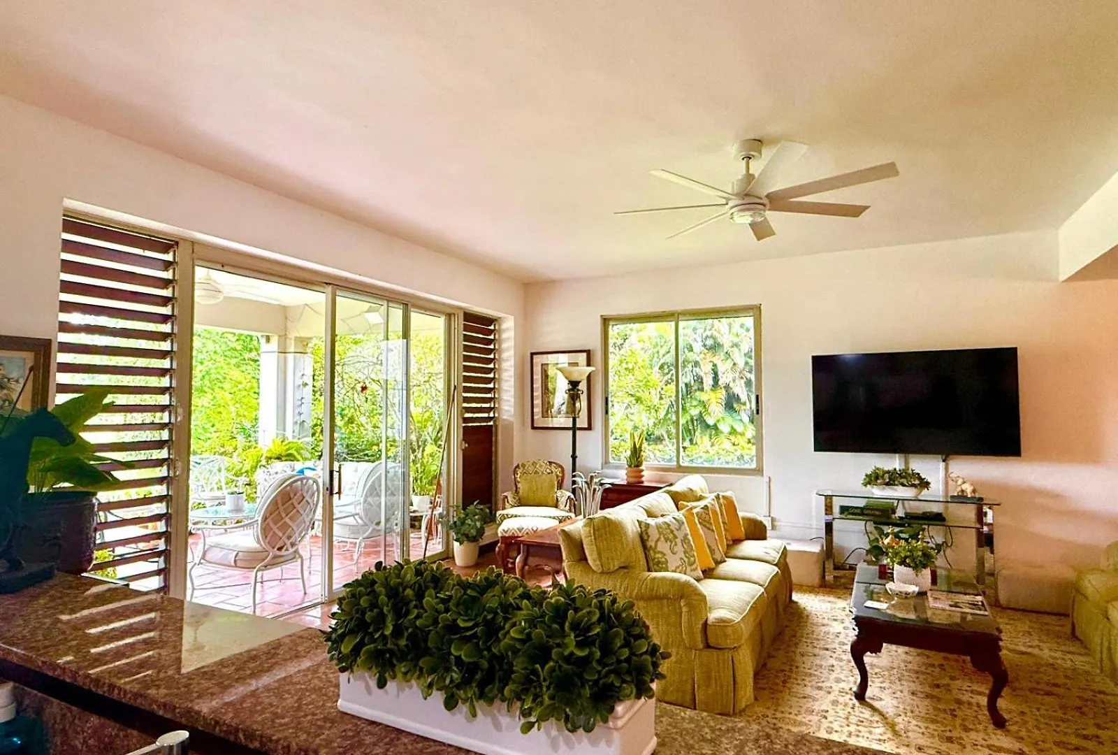 Villa Teale Serene Dorado Escape